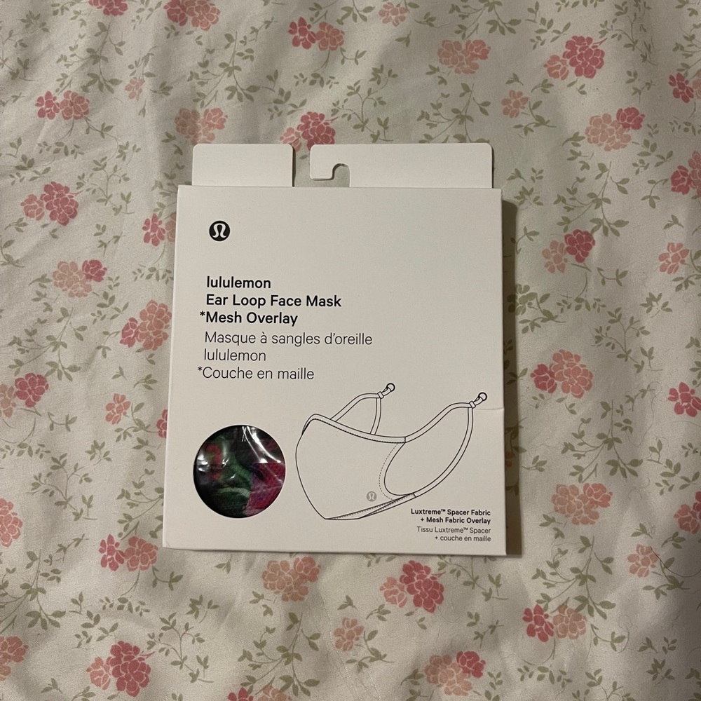 Lululemon mask